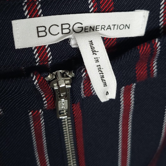 BCBGeneration Navy Burgundy Striped Mini Skirt Full Length Exposed Zipper Size 4 - Picture 6 of 11